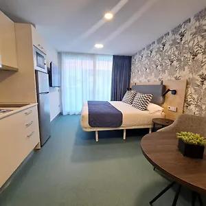 Rk Farallón Canteras Apart-hotel